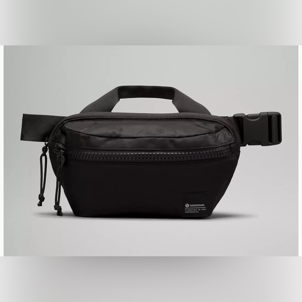 Lululemon All Day Essentials Belt Bag 2.5L